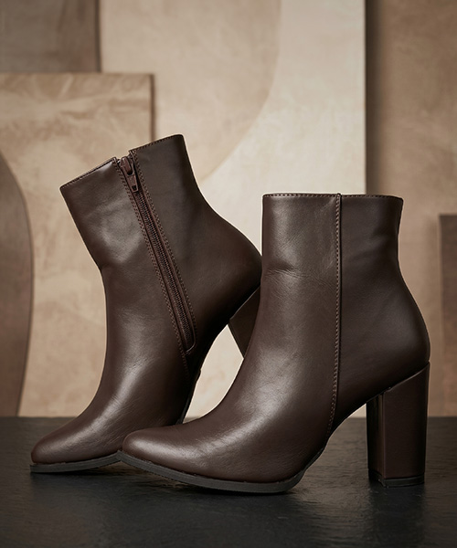 Botines Amelia color café para mujer