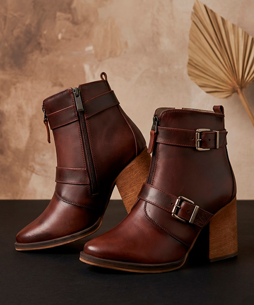 Botines Lucía color coñac para mujer