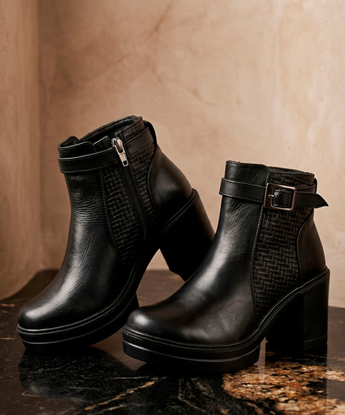 Botines Magy color negro para mujer